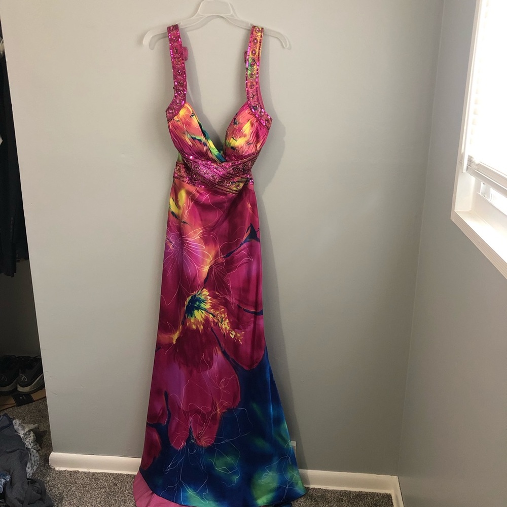 NV Couture Prom Dress